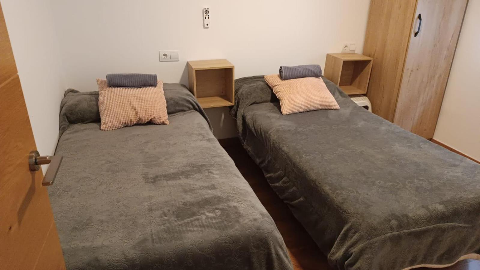 Apartamento Parque Sur De Hellin Bagian luar foto
